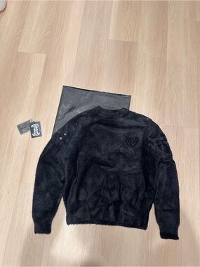 Hound Fur Black Sweater